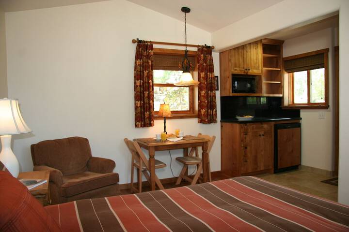 Room 40 of 81
