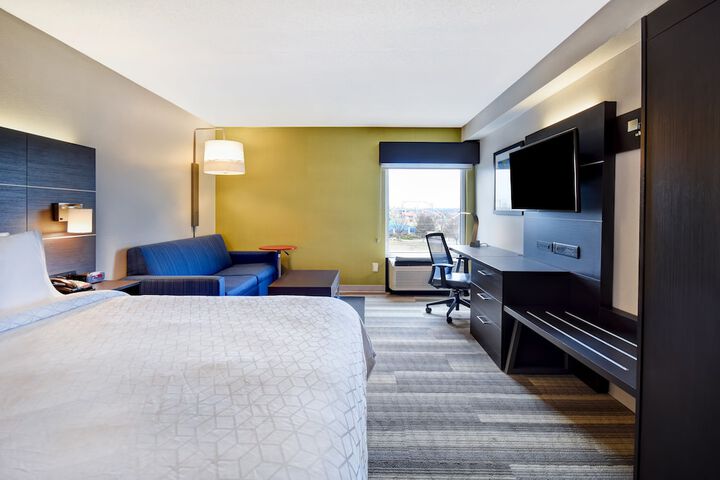 Holiday Inn Express & Suites Allentown-Dorney Park Area by IHG