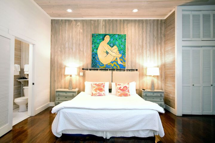 Room 200 of 259