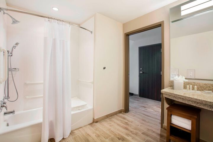 Courtyard by Marriott Faro Blanco Resort Marathon Florida Keys