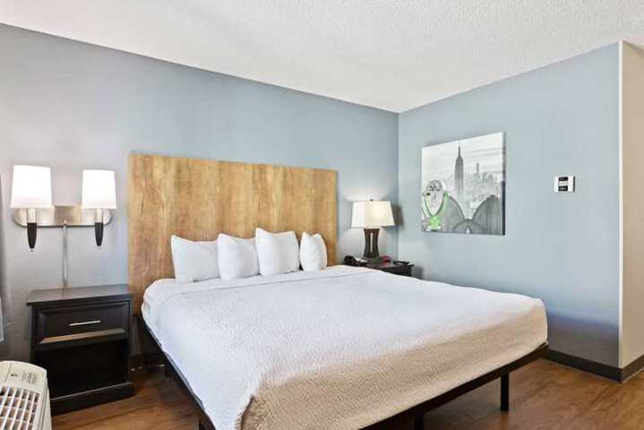 Room 16 of 35