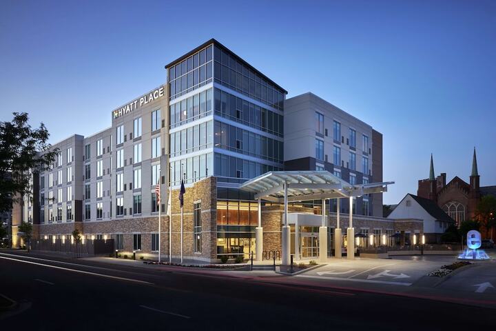 Hotel 2 of 25