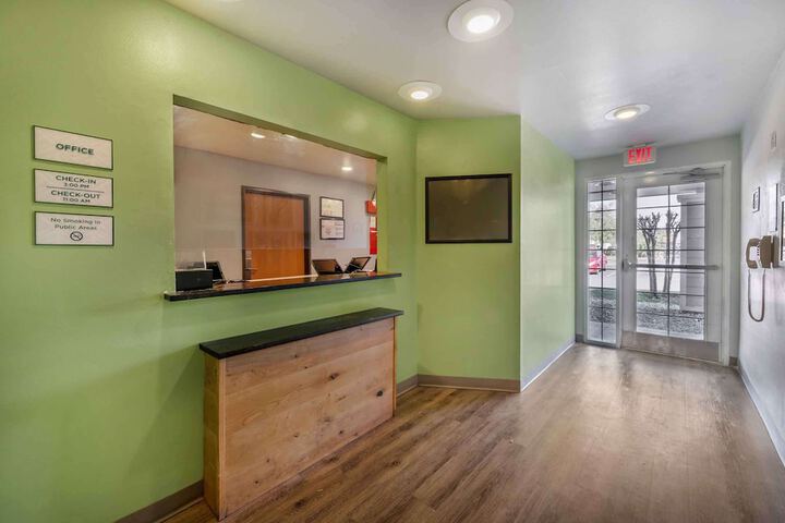 Extended Stay America Select Suites - Orlando - Sanford - Airport