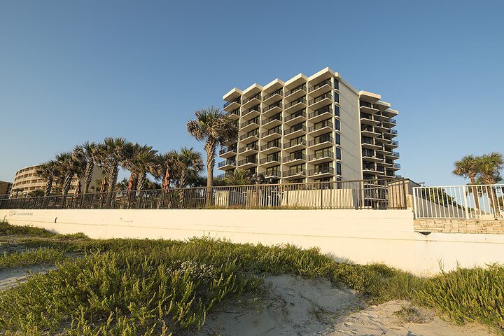 Nautilus Inn