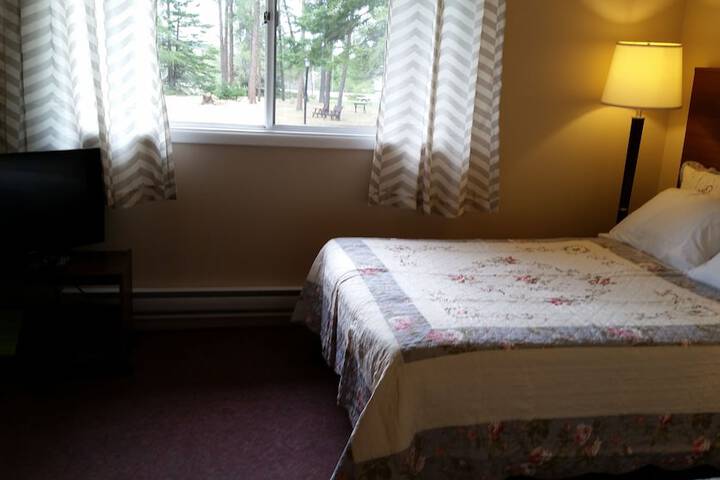 Room 20 of 33