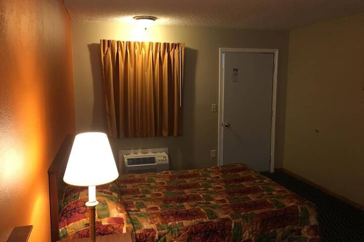 Room 29 of 46