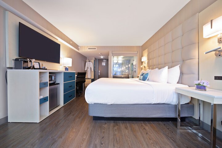 Room 49 of 79