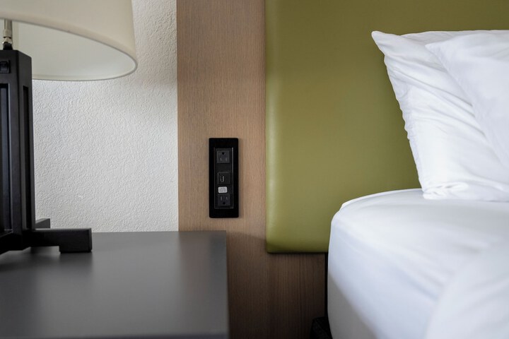 Country Inn & Suites by Radisson Lake George (Queensbury), NY