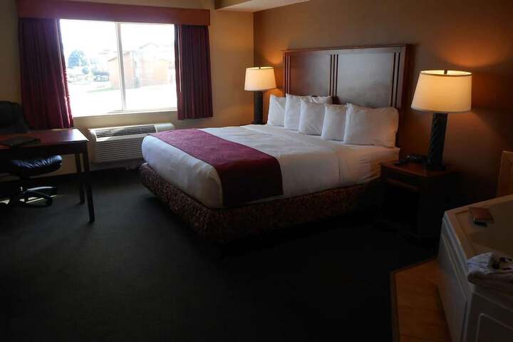AmericInn by Wyndham McAlester