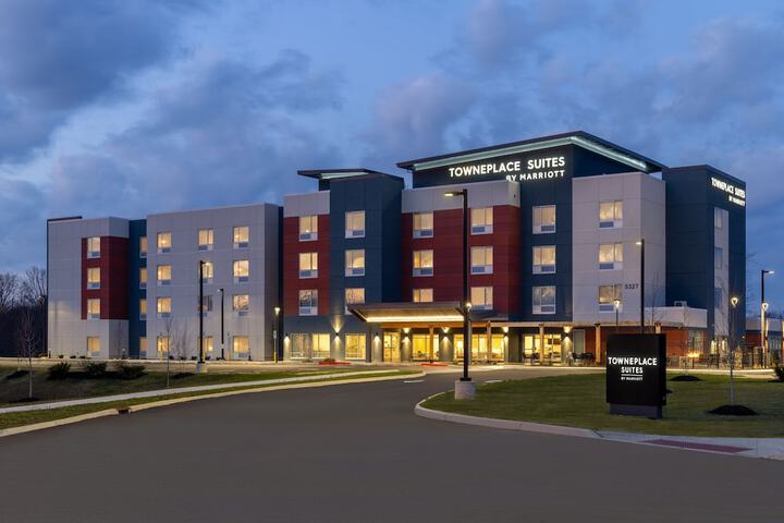Hotel 2 of 40