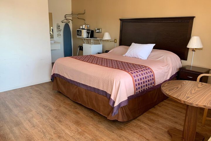 Room 43 of 59