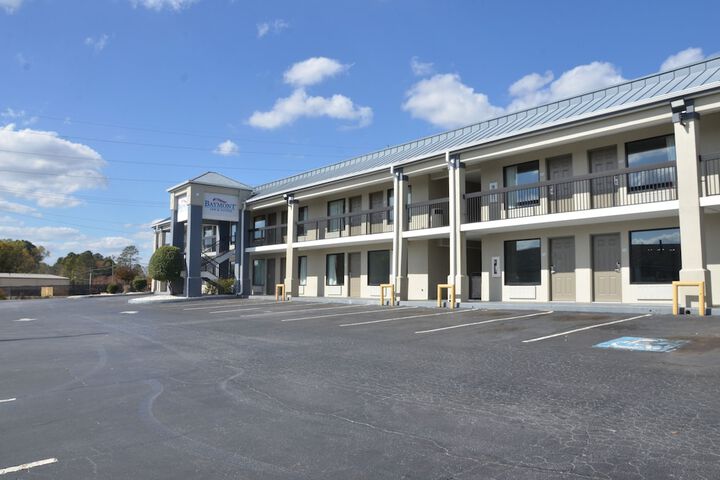 Hotel 11 of 34