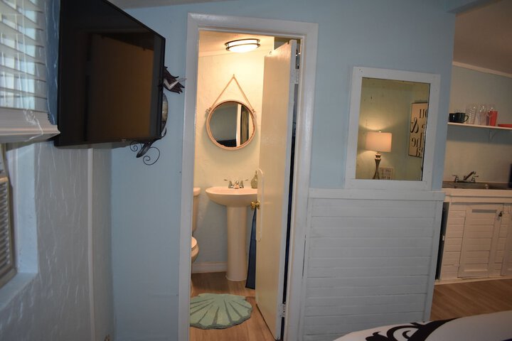 Room 22 of 33