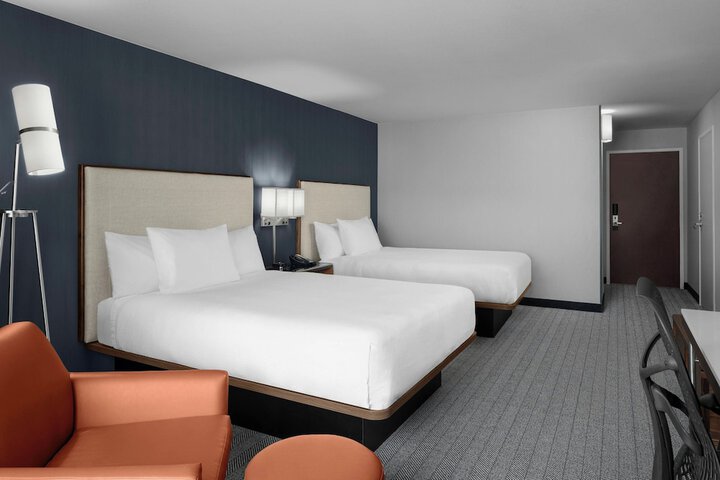Courtyard by Marriott Los Angeles Burbank Airport