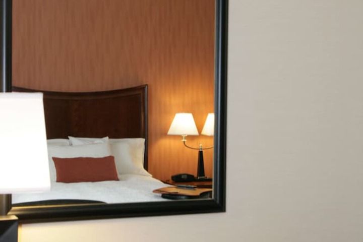 Room 35 of 89