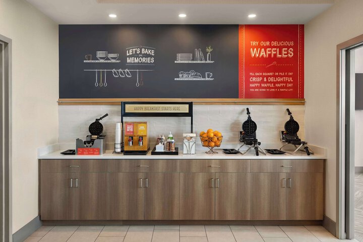 Breakfast/Coffee Service 96 of 104