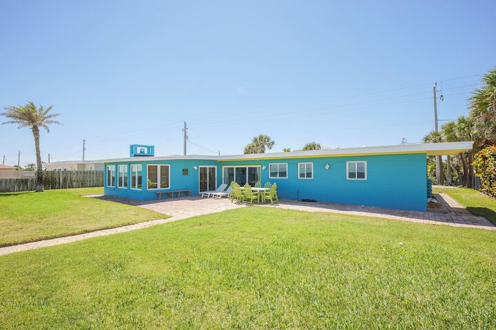 Ocean Shore by Distinctive Beach Rentals