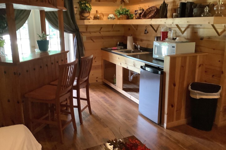 Nacoochee Valley Lodge