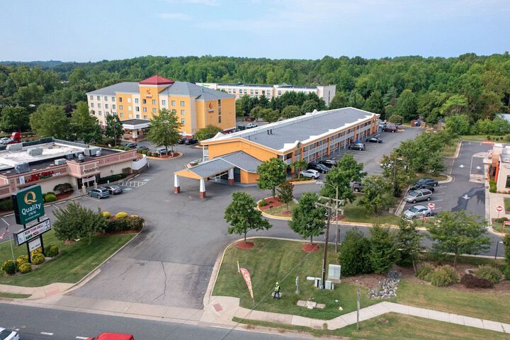Hotel 11 of 50