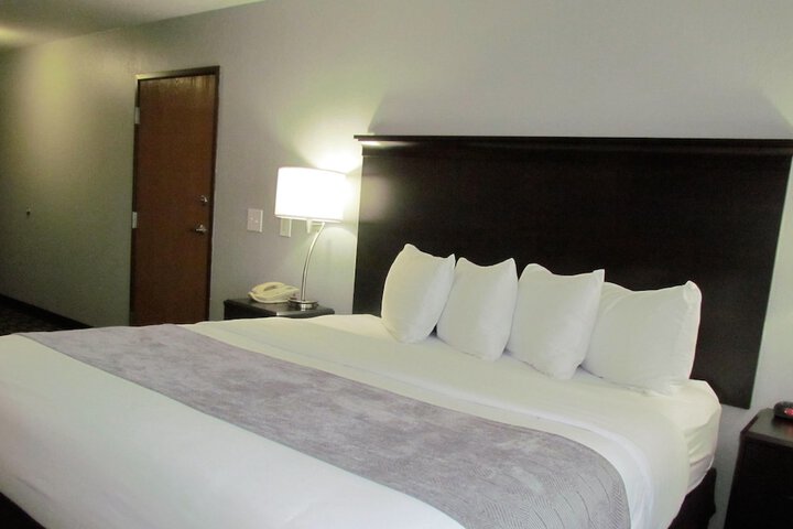 Room 48 of 75