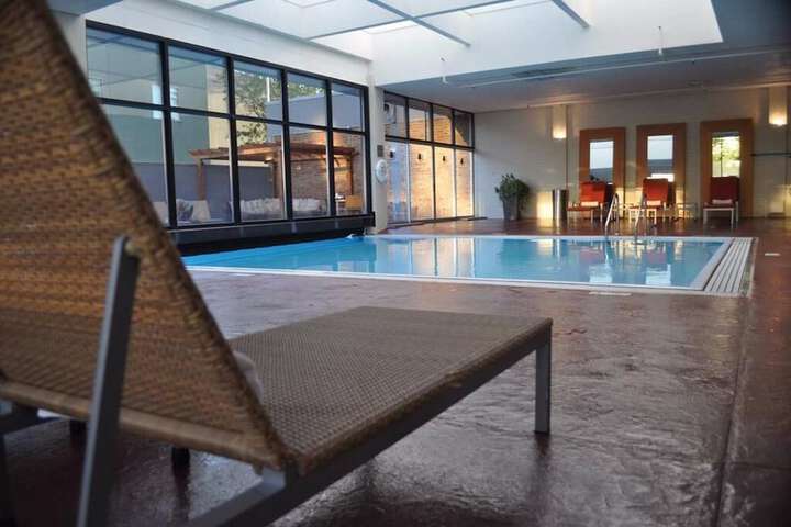 DoubleTree by Hilton Chicago - North Shore Conference Center