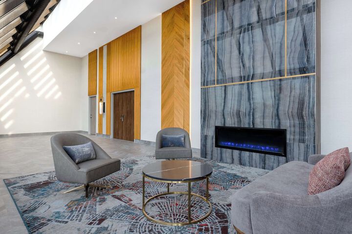 DoubleTree by Hilton Kingston