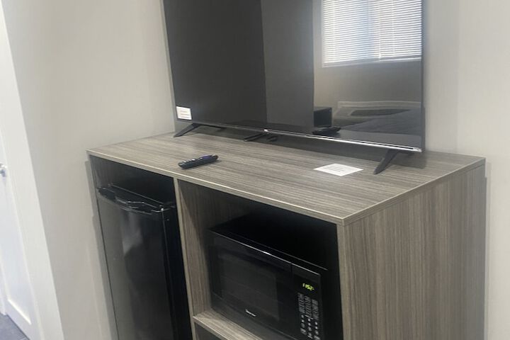 Room 13 of 19