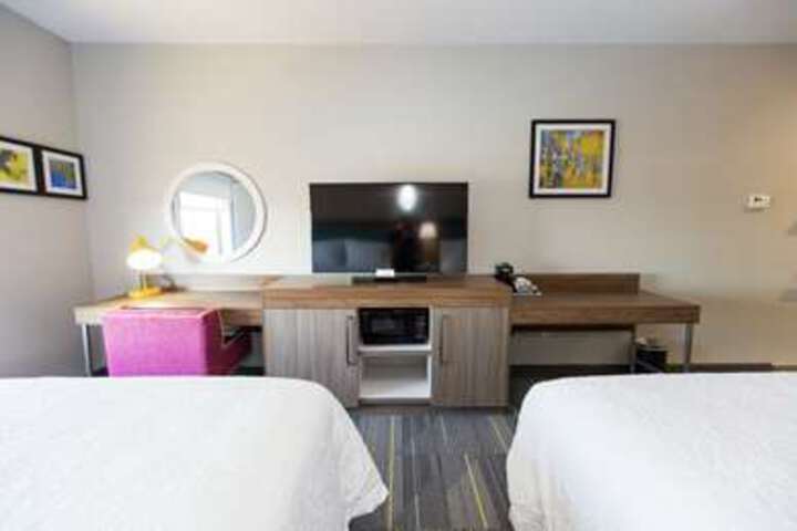 Room 86 of 200