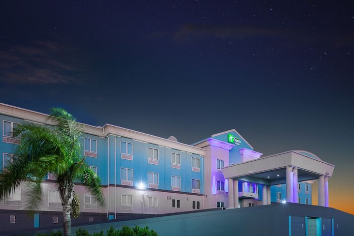Hotel 2 of 45