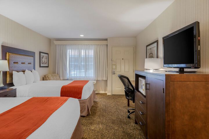 Room 25 of 42