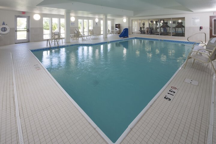 Holiday Inn Express & Suites Rochester Hill - Detroit Area by IHG
