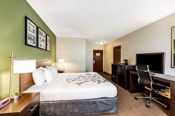 Room 16 of 27