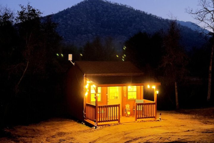 Off-grid 1-bed Cabin in Yokuts Valley