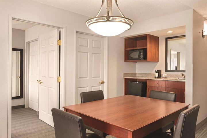 Room 16 of 29