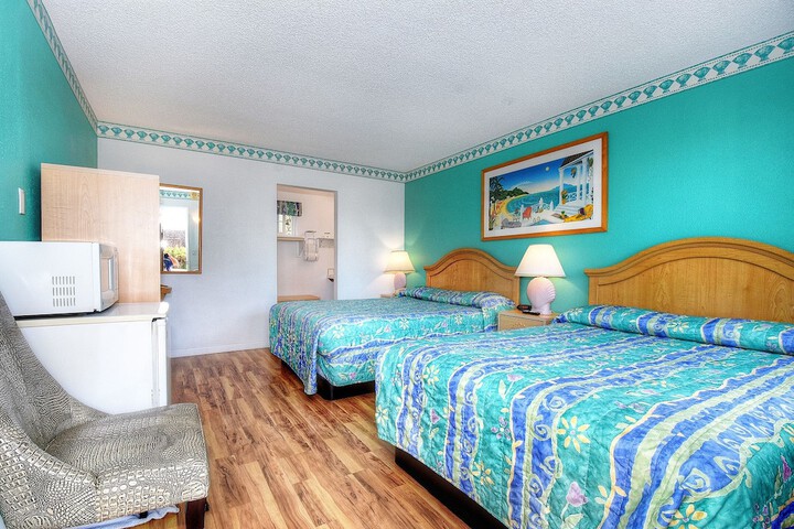 Room 21 of 37