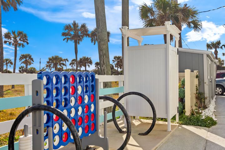 Ocean Sands Beach Boutique Inn - Stay at the Beach