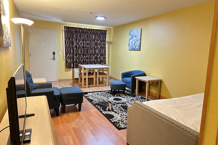 Room 95 of 128