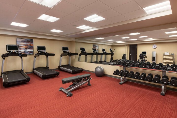 Hyatt Place Phoenix / Chandler-Fashion Center