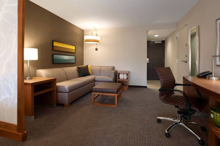 Room 30 of 50