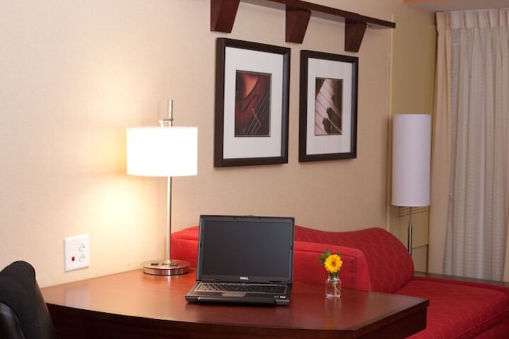 Room 7 of 30