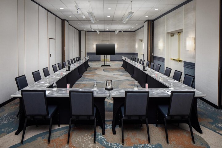 DoubleTree by Hilton Boston - Andover