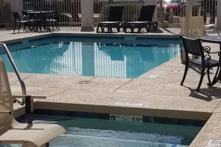 Pool 20 of 112