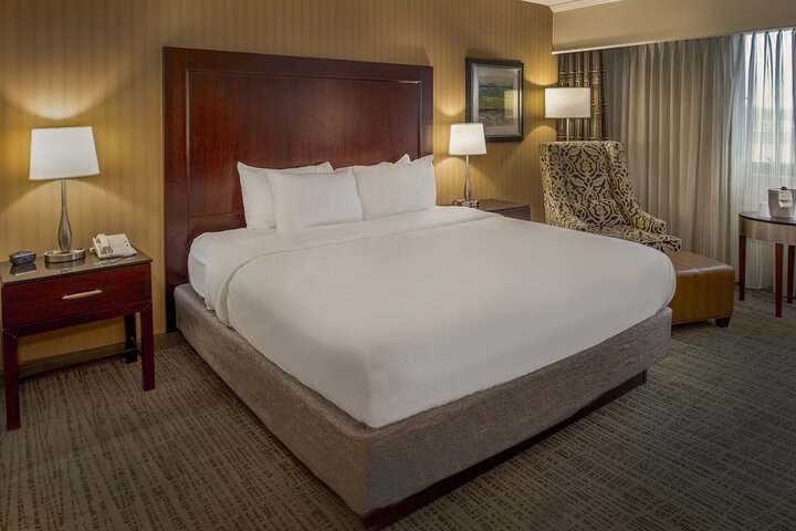 Crowne Plaza St. Louis Airport by IHG