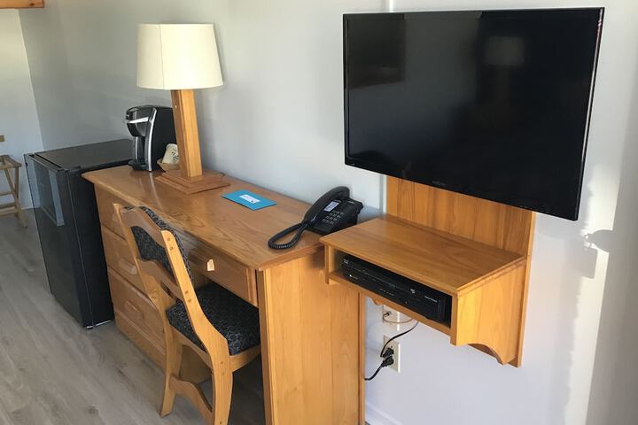 Room 7 of 10