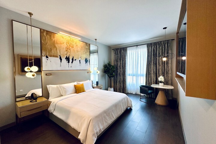 Room 35 of 57