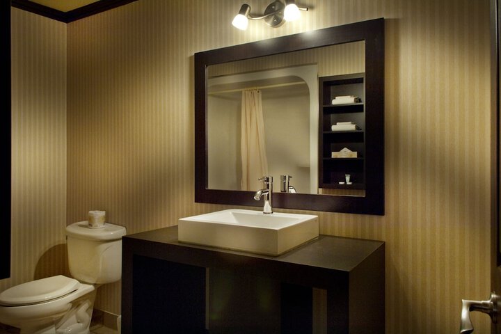 Room 16 of 20