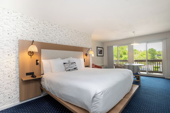 Aspinquid Resort