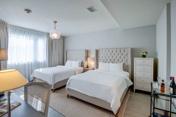Room 4 of 24
