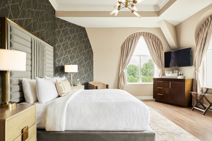 Chateau Grande Hotel