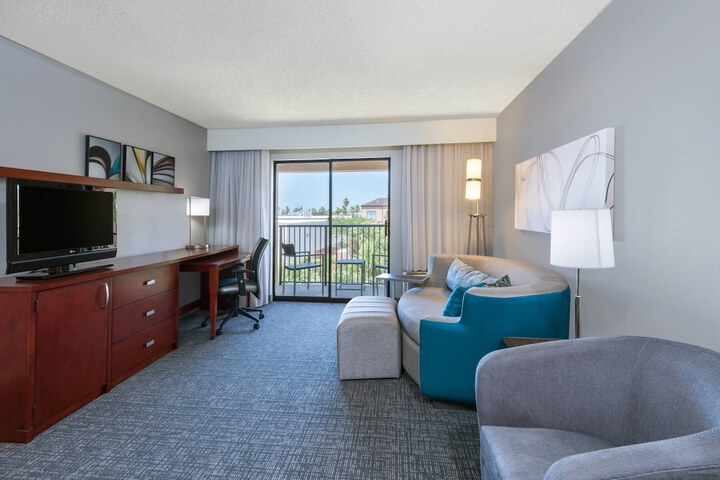Room 9 of 23